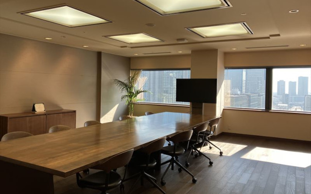 【キイノクス オフィス導入事例】会議室の木質化リニューアルを実施「BIPROGY」